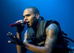 "Chàng trai tội lỗi" Chris Brown lại tung ca khúc mới