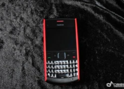 "Đập hộp" lính mới Nokia X2-01 bàn phím QWERTY