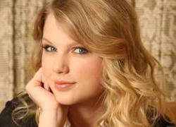 Bí quyết trang điểm lộng lẫy như Taylor Swift