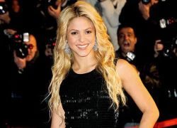 Shakira "tiếp bước" Lady GaGa và Justin Bieber