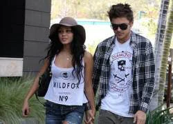 Zac Efron và Vanessa Hudgens nối lại tình xưa?