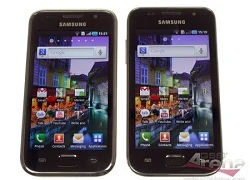 2 phiên bản Samsung Galaxy S đọ màn hình