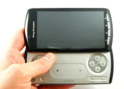 Cận cảnh Sony Ericsson Xperia Play