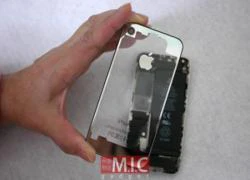 Cận cảnh iPhone 4 có bộ vỏ nhìn &#8216;xuyên thấu&#8217;