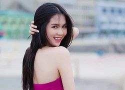 Ngọc Trinh lưng trần dạo phố