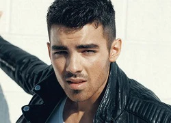 Joe Jonas từng mê vợ của anh trai