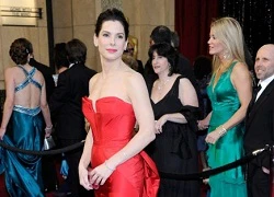 Sandra Bullock ủng hộ Nhật Bản 1 triệu USD