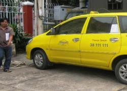 Túng tiền thuê taxi đi lòng vòng để cướp