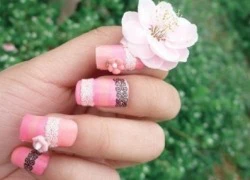 Nail hồng ngọt ngào cho cô nàng điệu đà