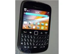 BlackBerry Bold có thêm màn hình cảm ứng điện dung