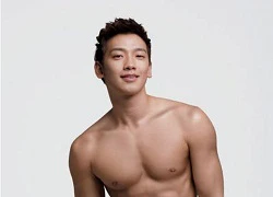 Rain khoe body gợi cảm làm các cô gái "đau tim"