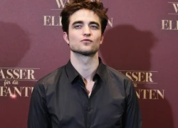 Robert Pattinson lặng lẽ "hẹn hò" với người phụ nữ bí ẩn