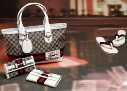 Sải bước tự tin cùng phụ kiện Gucci