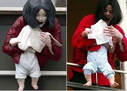 Tượng Michael Jackson suýt đánh rơi con gây tranh cãi