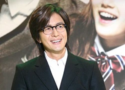 Bae Yong Joon quyên 15.000 chiếc chăn cho Nhật Bản