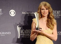 Taylor Swift lần đầu đoạt giải Nhân vật giải trí của năm