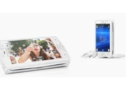 2 mẫu Xperia quay phim HD nhỏ nhất thế giới