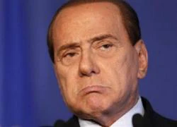 Đảng của Berlusconi thất bại thê thảm trong bầu cử địa phương