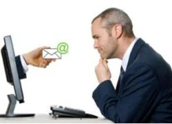 Email sắp "tuyệt chủng"?