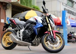 Honda CB1000R ABS 2011 cập cảng Sài Gòn