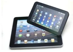 iPad 2 thành công nhờ đối thủ &#8216;tự bắn vào chân mình&#8217;