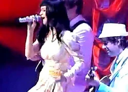 Katy Perry cover "ca khúc dở nhất mọi thời đại"