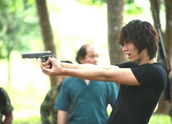 Lee Min Ho trổ tài bắn súng trong City Hunter