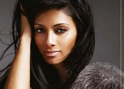 Nicole Scherzinger phát hành album solo vào tháng 8