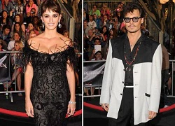 Penelope Cruz 'hẹn hò' cướp biển