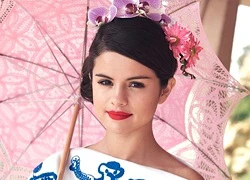 Selena Gomez xinh tươi tuổi 18