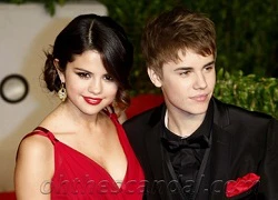 Selena mệt mỏi vì che giấu tình cảm với Justin