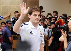 Sinh nhật tuổi "băm" lung linh của Iker Casillas