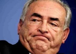 Thấy dấu vết tinh trùng Strauss-Kahn ở áo nạn nhân