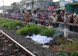 TPHCM: Băng qua đường sắt, cô gái trẻ bị tàu lửa cán chết