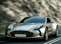 &#8216;Xế&#8217; triệu đô Aston Martin One-77 &#8216;gầm rú&#8217; ở London