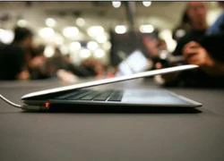 Apple hoãn ra mắt Macbook Air để hoàn thành Lion OS