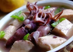 Canh mực đậu phụ ngon lạ