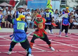 Cờ người võ thuật ở Festival biển