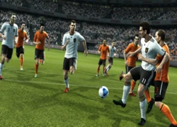 [E3 2011] PES 2012 đột phá khi cho điều khiển không bóng