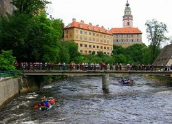 eský Krumlov - hòn ngọc bên bờ sông Vltava