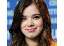 Hailee Steinfeld sẽ khỏa thân trong 'Romeo và Juliet'