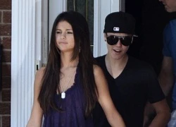 Justin &#8220;lộ&#8221; hình xăm mới khi đưa Selena về ra mắt gia đình!