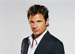 Nick Lachey bán căn hộ thời độc thân