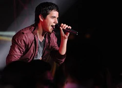 David Archuleta khiến khán giả Việt &#8216;phát cuồng&#8217;