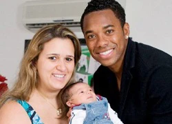 Gia đình Robinho gặp sóng gió