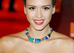 Jessica Alba tiết lộ bí quyết luôn tươi trẻ