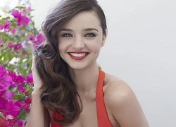 Miranda Kerr chuyển phát nhanh... sữa mẹ cho con trai