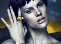 Mùa thu tím lịm của Versace