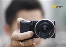 Sony NEX bị Olympus 'vượt mặt' vì thiếu ống kính