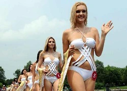 Thí sinh tham gia Hoa hậu Bikini quốc tế 2011 rạng ngời